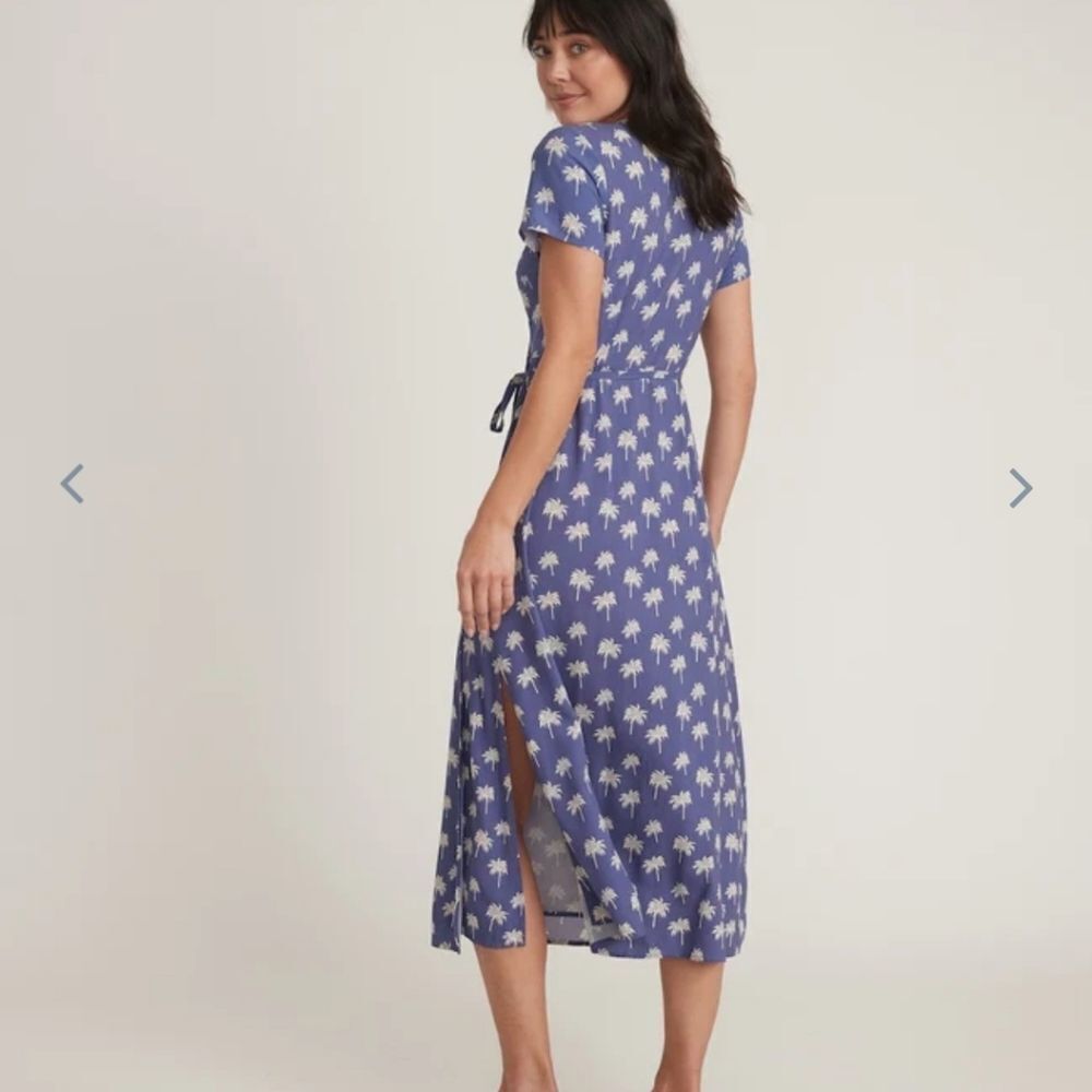 Marine layer Emlyn Midi Wrap Dress in Marlin Palm Print - Picture 6 of 8